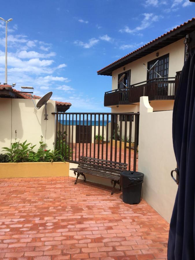 Flat Pe Na Areia Cabo Frio Aparthotel Bagian luar foto