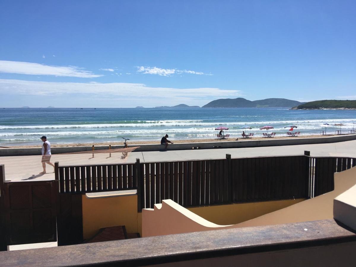Flat Pe Na Areia Cabo Frio Aparthotel Bagian luar foto