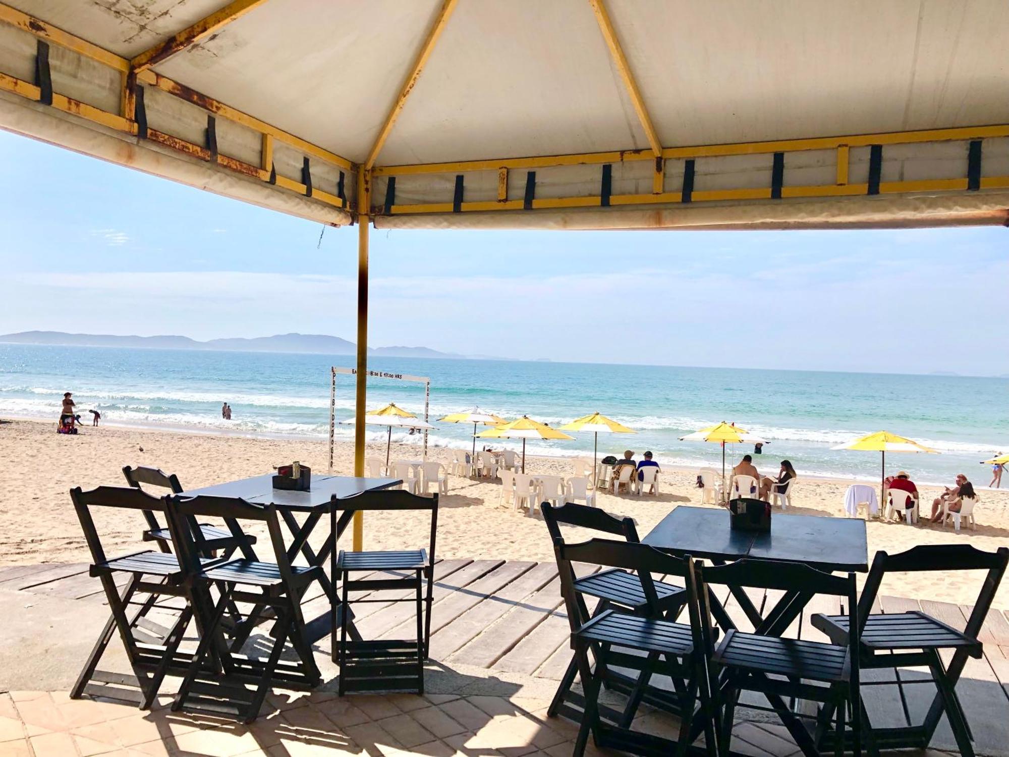 Flat Pe Na Areia Cabo Frio Aparthotel Bagian luar foto
